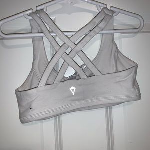 Ivivva (lulu kids) brand cross back sports bra